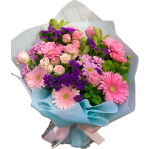 WOW 05 - Soft pink and Purple Posy Mothers Day Special